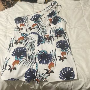 One shoulder shein romper (no belt)